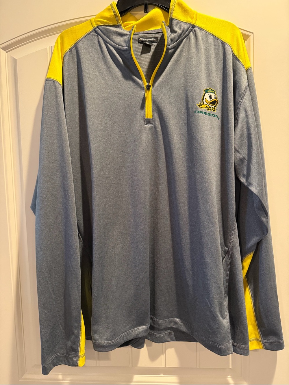 Oregon Ducks Grey & Yellow 1/4 Zip Pullover - Champion - XL